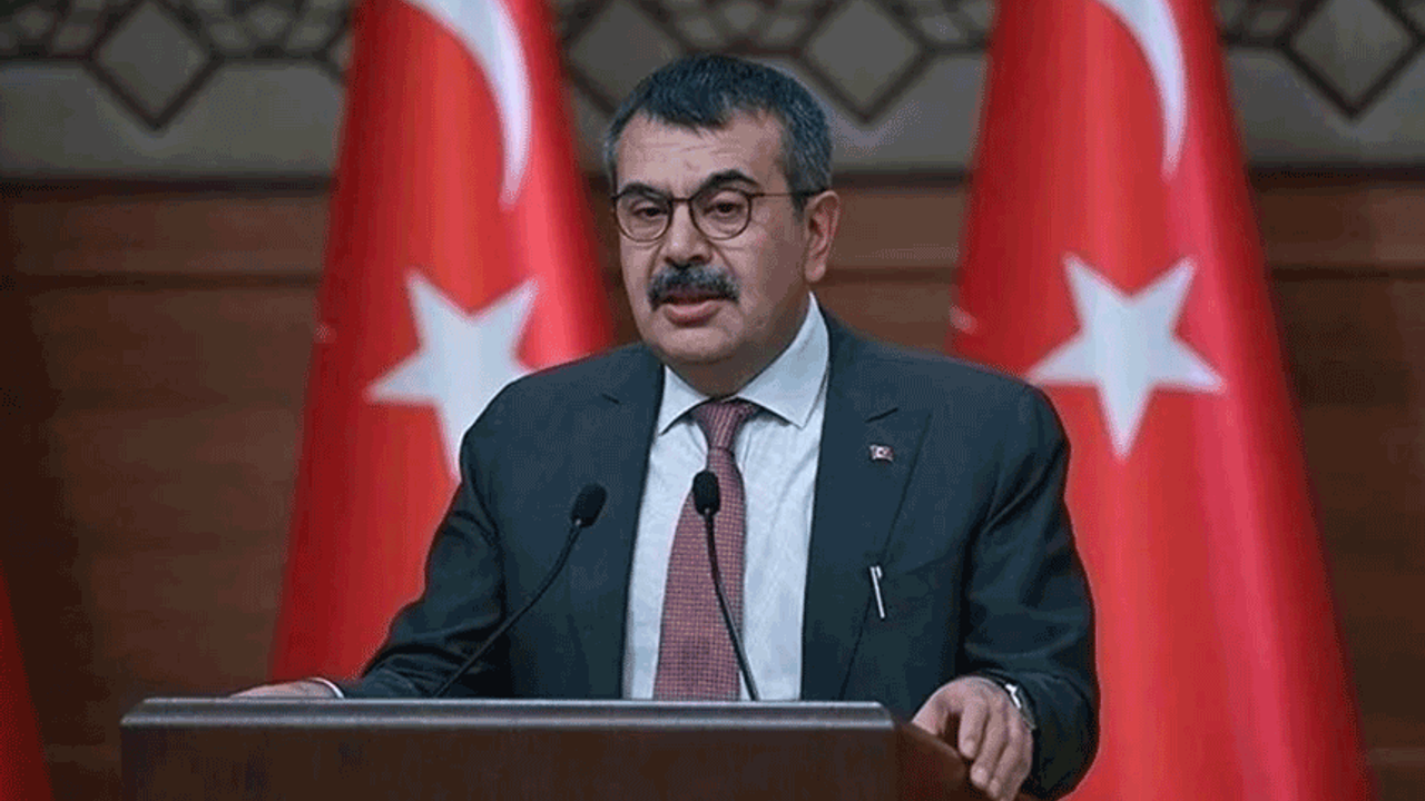 Bakan Tekin açıkladı: Cuma günü okullar tatil