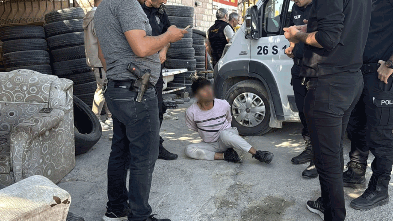 Eskişehir'de hareketli anlar: Polisten kaçan şahıs yakalandı