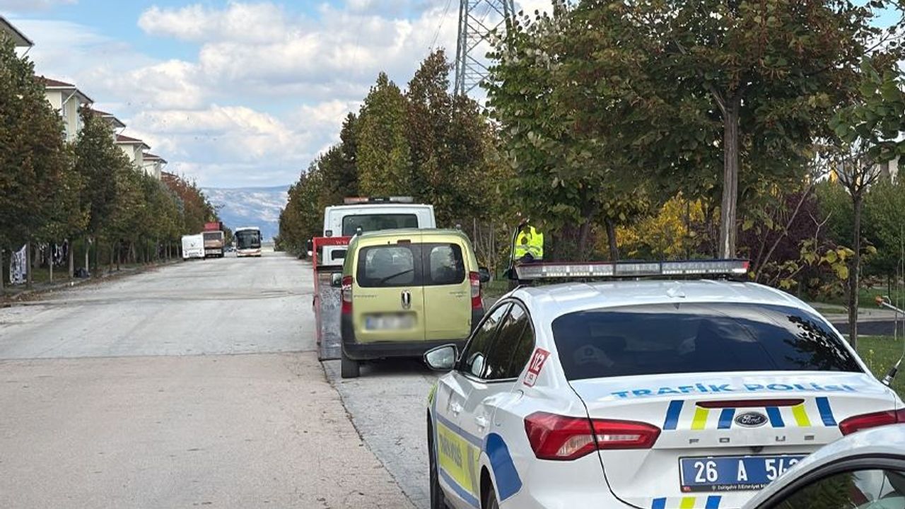 Eskişehir'de polisten kaçtı, 297 bin TL ceza yedi