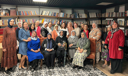 Milletvekili Günay Millet Bahçesi'nde kadınlar ile buluştu