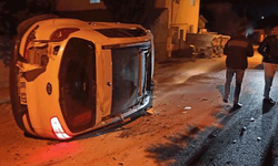 Eskişehir'de kaza: Devrilen otomobilde iki yaralı