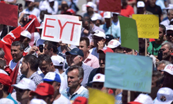 Emeklilik hayali kuranlara kötü haber! Yaş sınırı belli oldu