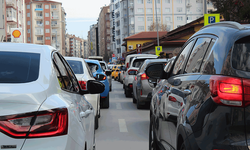 Eskişehir'de araç sayısı artmaya devam ediyor