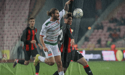 Eskişehirspor kritik maçta Karşıyaka'ya mağlup oldu
