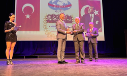Sivrihisar ve Başkan Yüzügüllü İstanbul'dan ödülle döndü