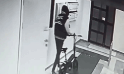 Eskişehir'de hırsızlık güvenlik kamerasına yakalandı