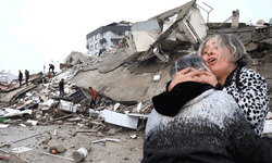 Deprem bölgesinde yüz Mehmetçik şehit oldu, ikisine de ulaşılamadı