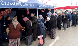 Eskişehir'de kuyruk! Binlercesi Eskişehirlilerle buluştu