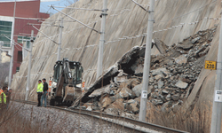 Eskişehir-İstanbul tren seferleri iptal edildi