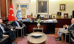 TÜGİAD Eskişehir'den başkan Büyükerşen'e ziyaret