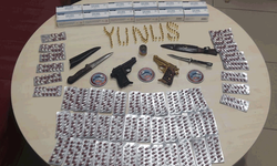 Afyon'da Yunus Timleri uyuşturucu kuryesini yakaladı
