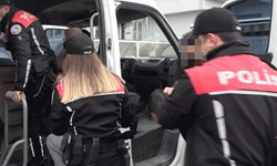 Eskişehir'de akıl almaz işkence! Etek giydirip oynattılar