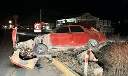 Afyonkarahisar'da kavşak kazası: Otomobil sürücüsü şans eseri hafif yaralı
