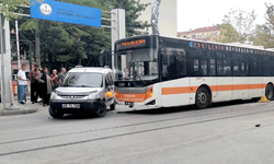 Eskişehir’de korkutan kaza: Yolcu otobüsüyle çarpıştı