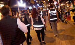 Eskişehir’de zehir tacirleri polis ekiplerinin şüphesiyle yakalandı