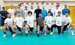 Süper liglerdeki Eskişehir ekipleri destek bekliyor