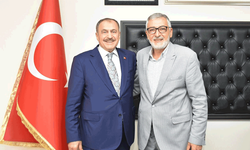 Eski Bakan'dan Başkan Bozkurt'a ziyaret
