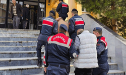 Kütahya'da neredeyse 80 yıllık cezası bulunan şahısları JASAT yakaladı