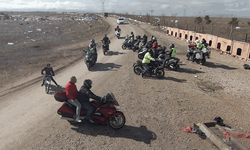 Afyon'da motosikletçiler bu sefer sokaktaki canlar için sürdü