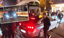 Eskişehir'de tramvay ile otomobil çarpıştı: Seferler aksadı