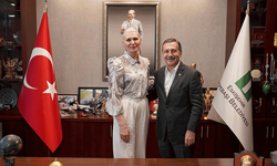 Melek Mızrak Subaşı’ndan Ahmet Ataç’a ziyaret