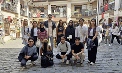Yabancı ve Türk öğrencilerden Eskişehir çıkarması