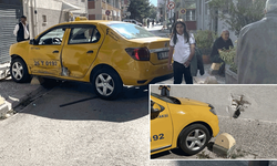 Eskişehir'de aracın çarptığı taksi duvara çarparak durabildi