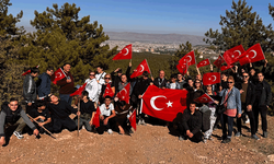 Cumhuriyet Bayramı’nda öğrencilerden anlamlı etkinlik