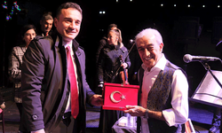Sivrihisar’da Cumhuriyet Bayramı kutlamaları binlerce vatandaşın katılımıyla gerçekleşti