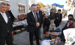 Eskişehir Valisi Aksoy pazarcı esnafını dinledi