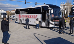 Afyon'da yolcu otobüsünün çarptığı yaya hayatını kaybetti