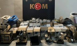 Afyon'da kaçak tütün operasyonu: Binlerce adet ele geçirildi