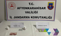 Afyon'da yolcu otobüsünde madde ele geçirildi