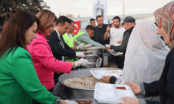 Eskişehir Sivrihisar’da yüzlerce kişiyi buluşturan iftar
