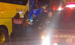 Eskişehir yolunda öğrenci taşıyan otobüse tır çarptı: 18 yaralı