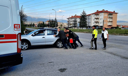 Kütahya'da iki otomobil çarpıştı: 7 yaralı