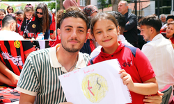 Eskişehirspor'dan minik taraftarlara anlamlı ziyaret