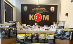 Kütahya'da kaçak tütün ve makaron operasyonu