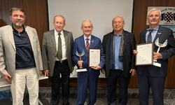 Yılmaz Büyükerşen’e onursal üyelik ödülü