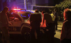 Ertuğrulgazi Mahallesi'nde gece yarısı kavga: Komşular da dahil oldu