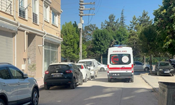 Eskişehir’de 1 buçuk yaşındaki çocuk apartman dairesinden düştü