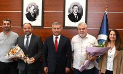 Anadolu Üniversitesi’nde görev değişimi