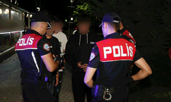 Eskişehir'de polis ekiplerinden şehrin tüm parklarında denetim