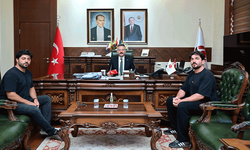 Vali Hüseyin Aksoy, şehit Tolunay Kocaman’ın kardeşlerini ağırladı