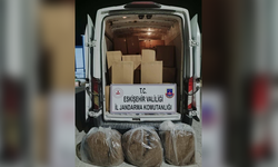 Adana’dan Eskişehir’e kaçak tütün getiren şahıs jandarmaya yakalandı
