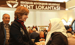 Eskişehir'de dayanışmanın sembolü oldu: Kent Lokantaları'nda günde bin 200 öğün sıcak yemek