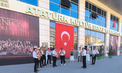 Kurtuluş coşkusu bando konserleriyle şehrin her noktasına yayıldı