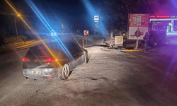 Bilecik'te motosikletle otomobil çarpıştı: 1 yaralı