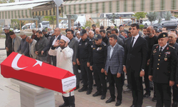 Eskişehir'de kansere yenik düşen polis memuru Sivas'ta toprağa verildi