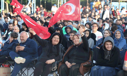 24 yıl sonra büyük heyecan: Eskişehirliler tarihi maçı birlikte izledi